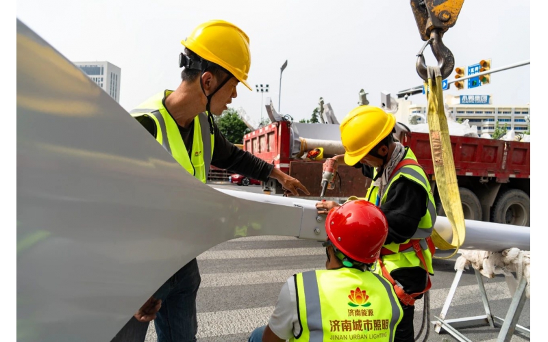 濟南工業南路LED路燈升級改造完成